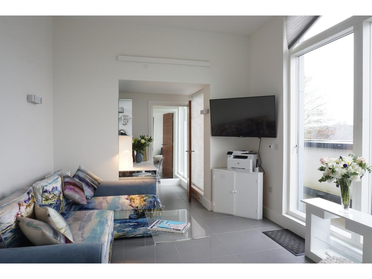Modern, Spacious 2Br Flat In 옥스퍼드 외부 사진